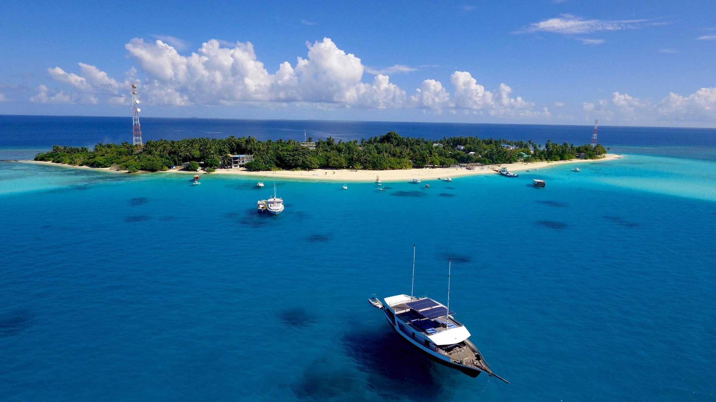 Fulidhoo from the air (published 2019)
